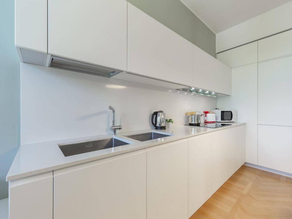 The Best Rent - Spacious Three-Bedroom Apartment With Terrace Milan Exterior photo