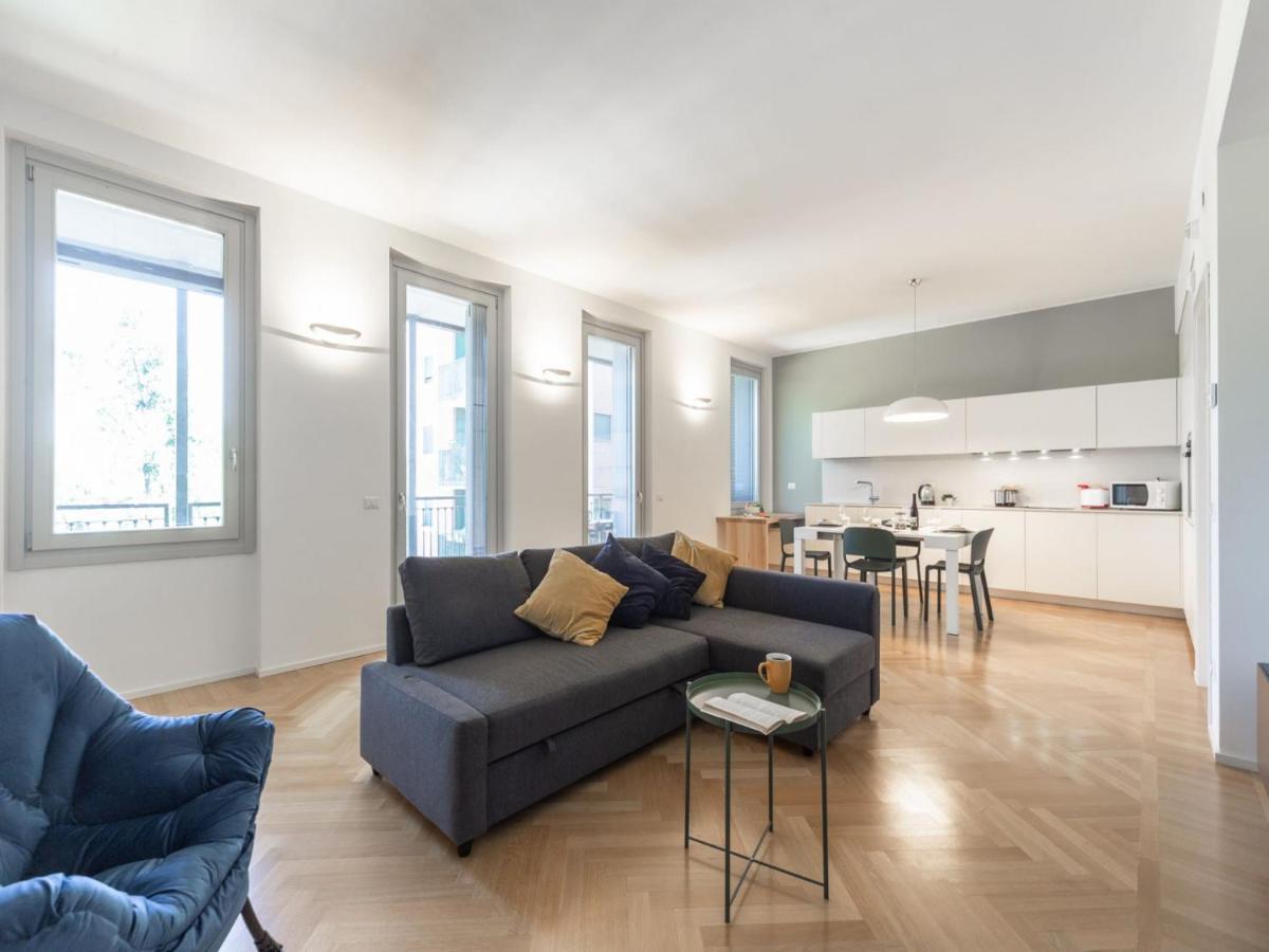 The Best Rent - Spacious Three-Bedroom Apartment With Terrace Milan Exterior photo