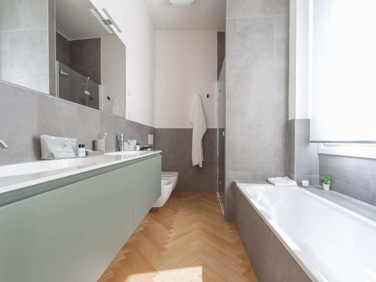 The Best Rent - Spacious Three-Bedroom Apartment With Terrace Milan Exterior photo