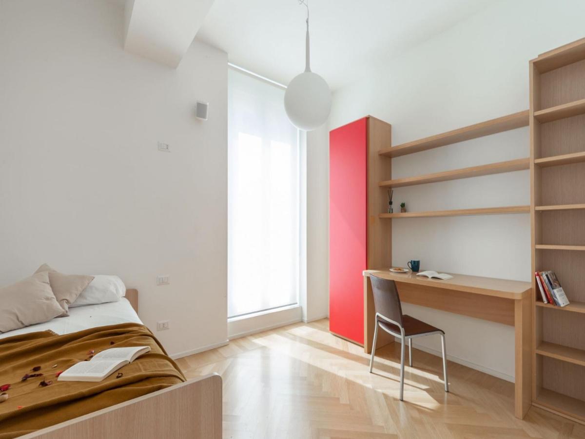 The Best Rent - Spacious Three-Bedroom Apartment With Terrace Milan Exterior photo