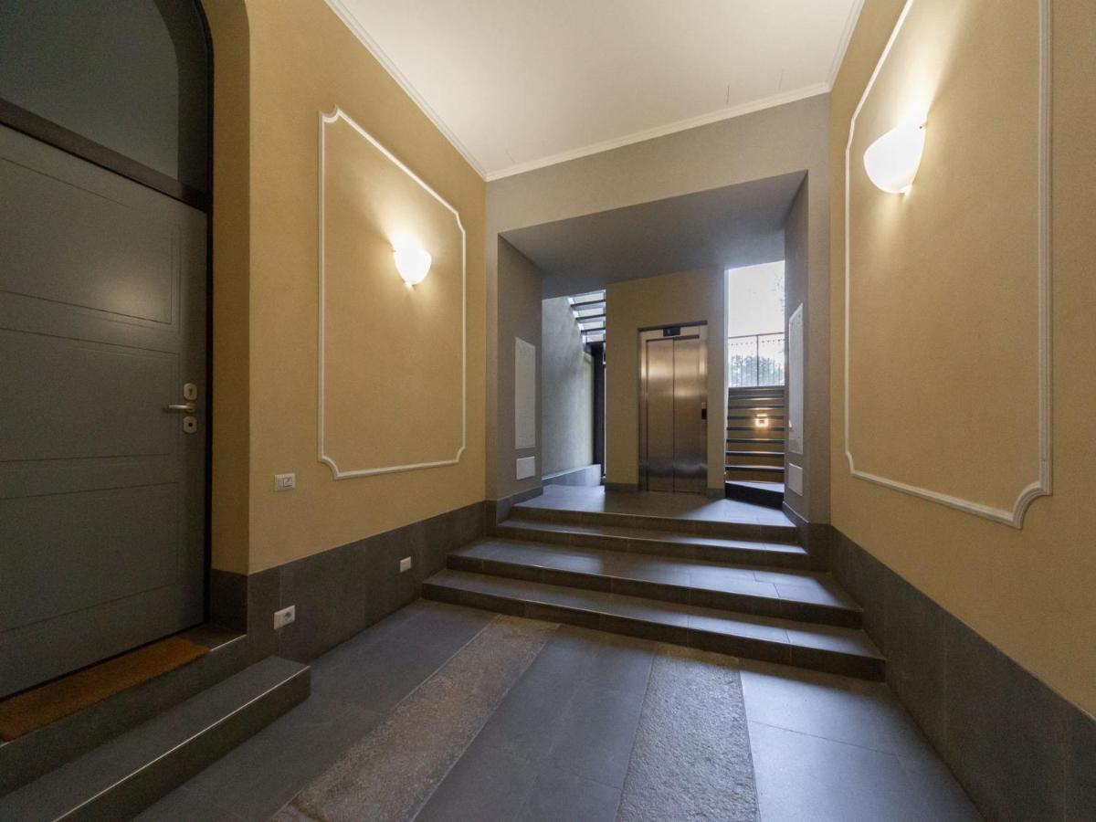 The Best Rent - Spacious Three-Bedroom Apartment With Terrace Milan Exterior photo